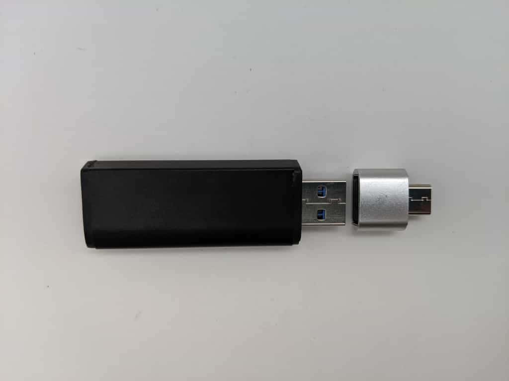 USB-C アダプタ